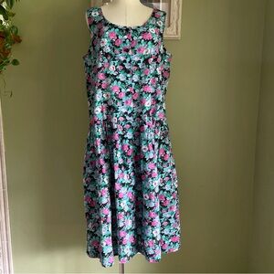 Vintage Volup 80’s Floral Pattern Sleeveless Dress
